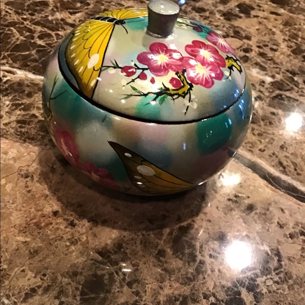 🌷DECORATIVE BOWL FROM SINGAPORE